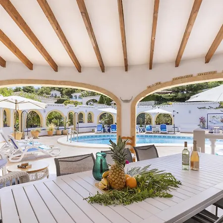 Villa Pakatoa